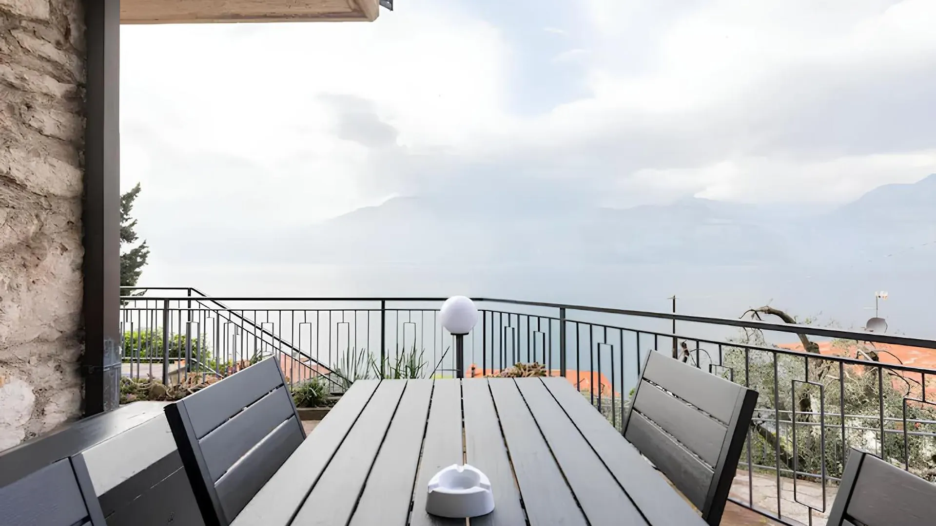 The View House Daire Malcesine 0*,  İtalya